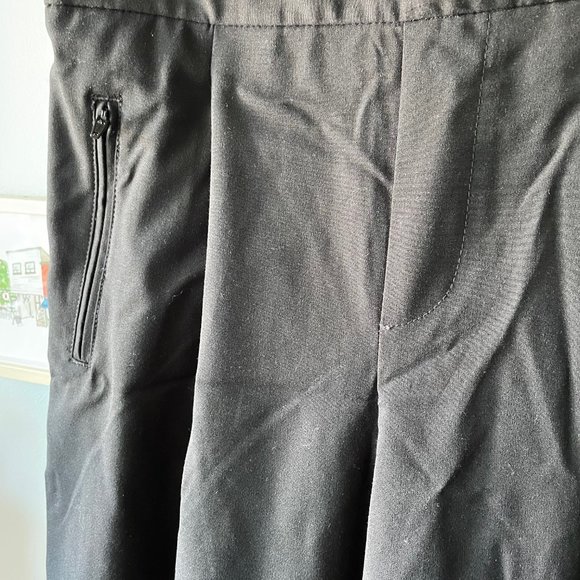 NWT GAP Versatile Jogger Dress Pant - Picture 2 of 3